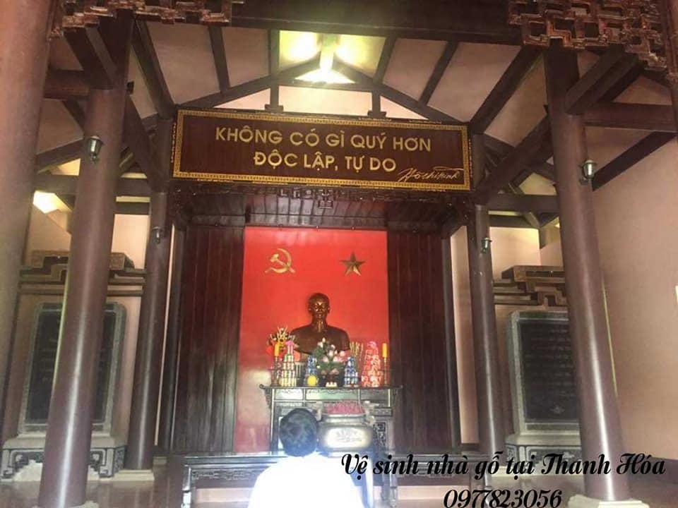 Vệ sinh nhà gỗ tại Thanh Hóa